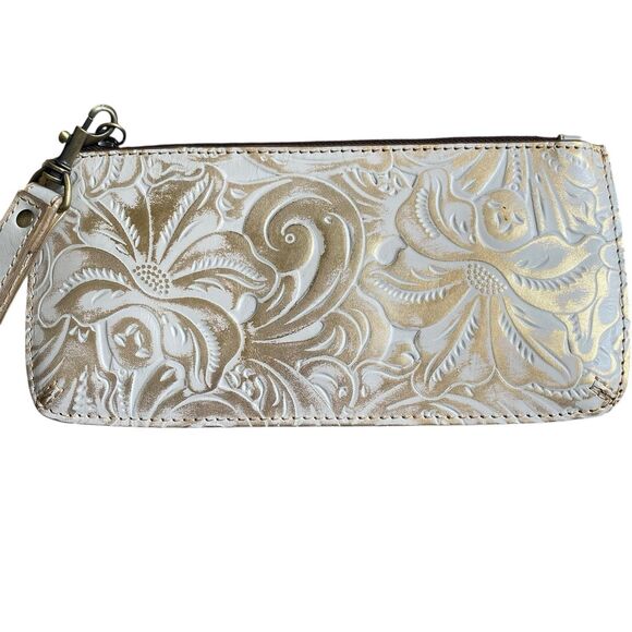 Patricia Nash Wristlet Wallet 9.5x4.5” White Embossed Leather Gold Floral - Picture 7 of 8